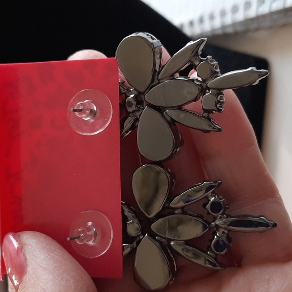 MWT Betsey Johnson Elegant Red and Pink Crystal Earrings - Picture 8 of 8